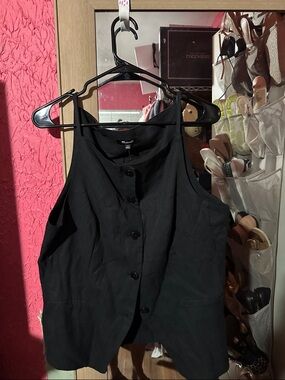 Madewell Black Button-Front Sleeveless Tank